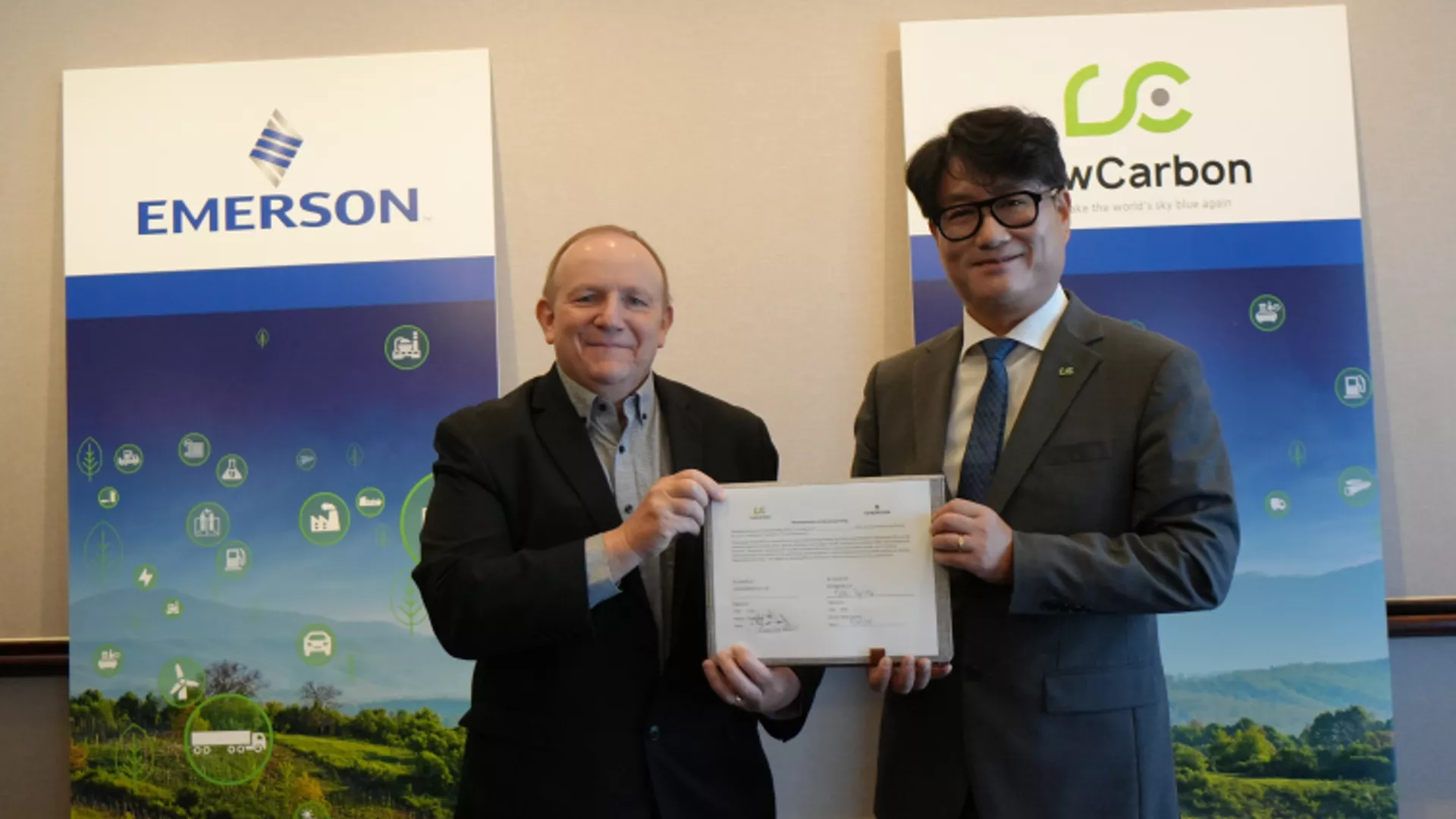 Emerson's Peter Zornio and LowCarbon's Lee Cheol