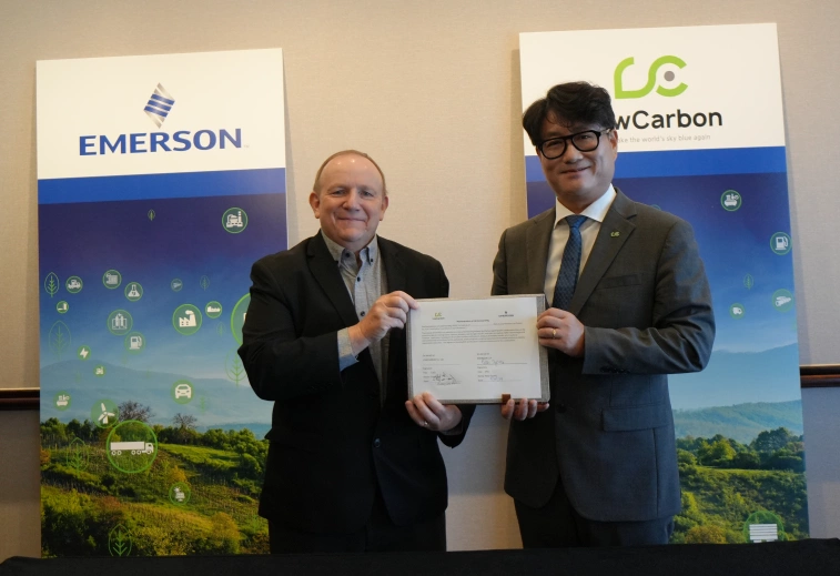Emerson's Peter Zornio and LowCarbon's Lee Cheol