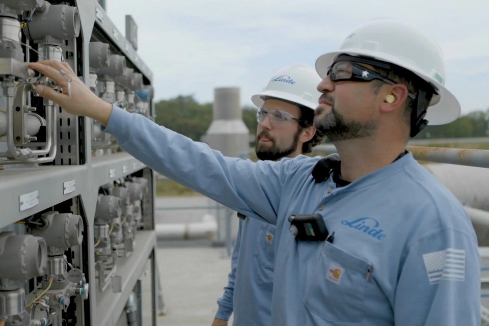 Linde はエマソンのソリューションを使用して安全性と信頼性を確保