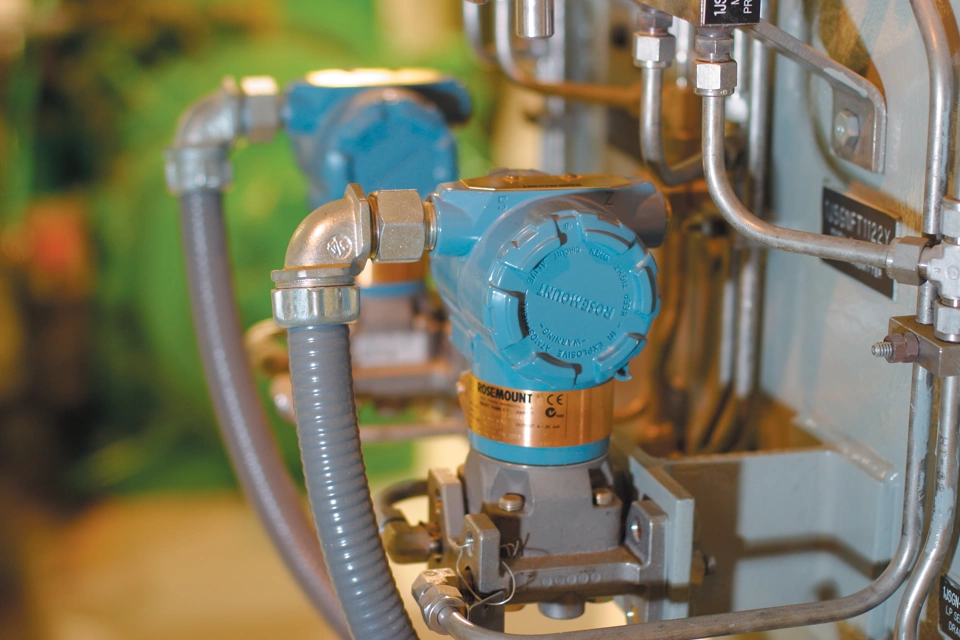 原子力用圧力計器