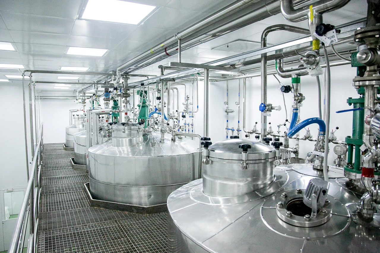 Pharmaceutical production of liquid pharmaceuticals