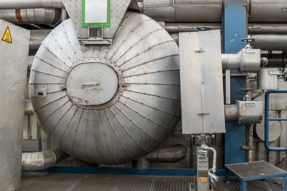 廃棄物からエネルギープラントでボイラの効率と水質を向上