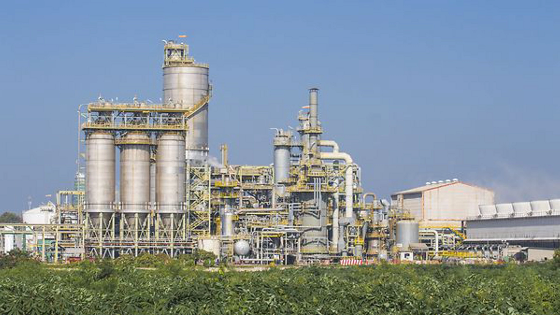 Conductivity Measurement in Chemical Separators