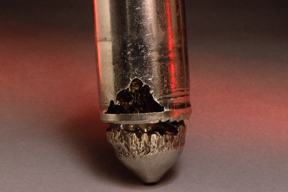 フラッシング用途向けコントロールバルブ