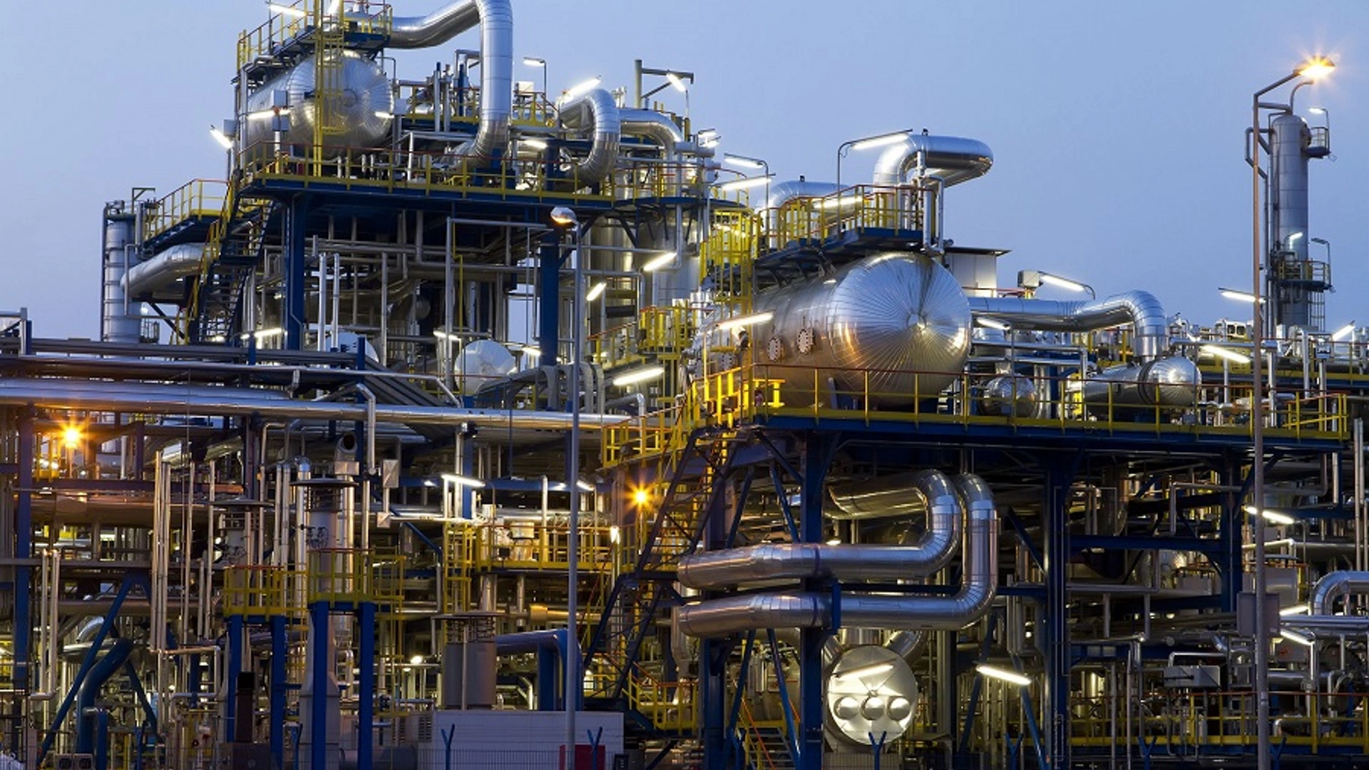Conductivity Measurement in Sulfuric Acid Manufacturing