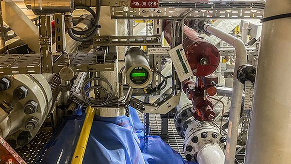 Non-intrusive gas flow measurement at injection wells on an offshore platform