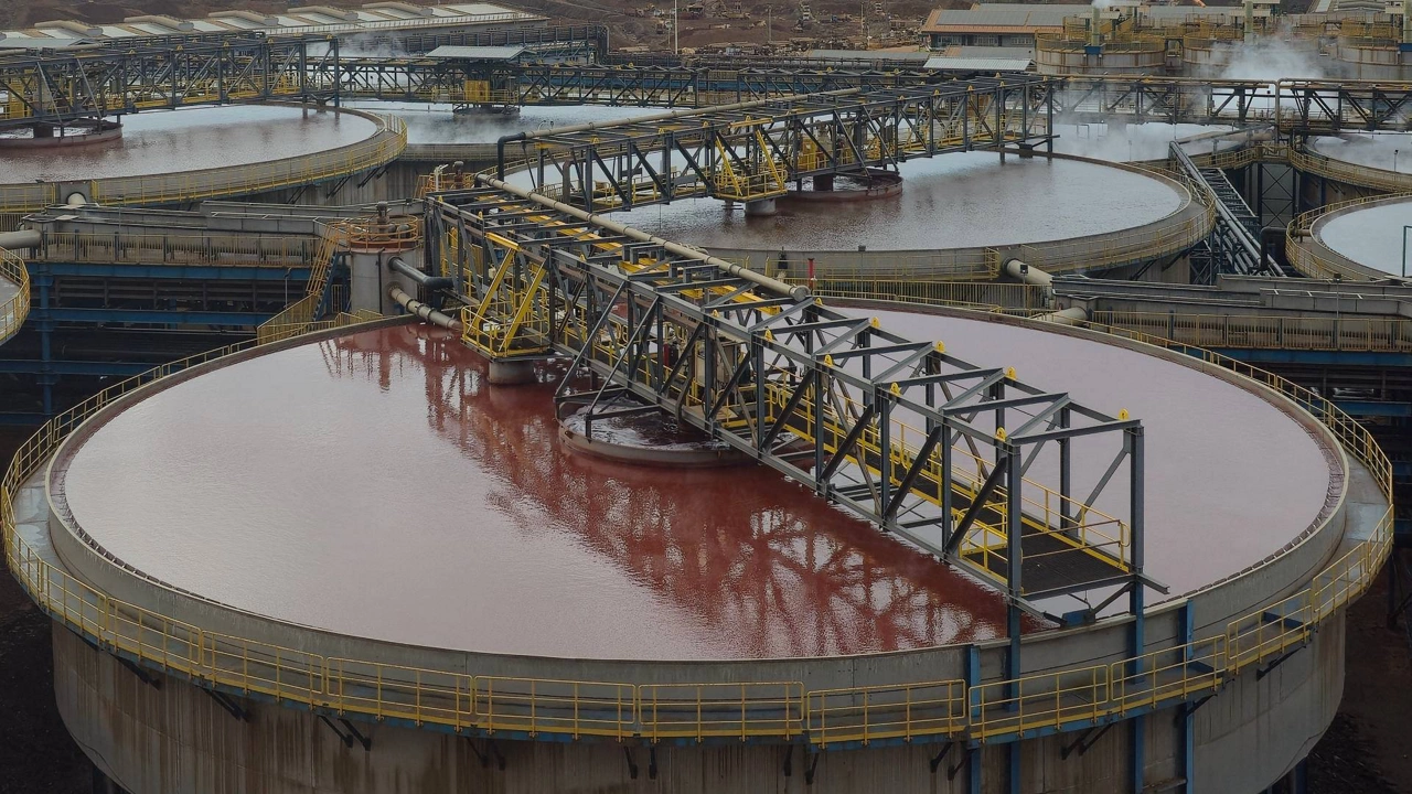 Optimize water management and reduce downtime with Emerson Measurement Instruments