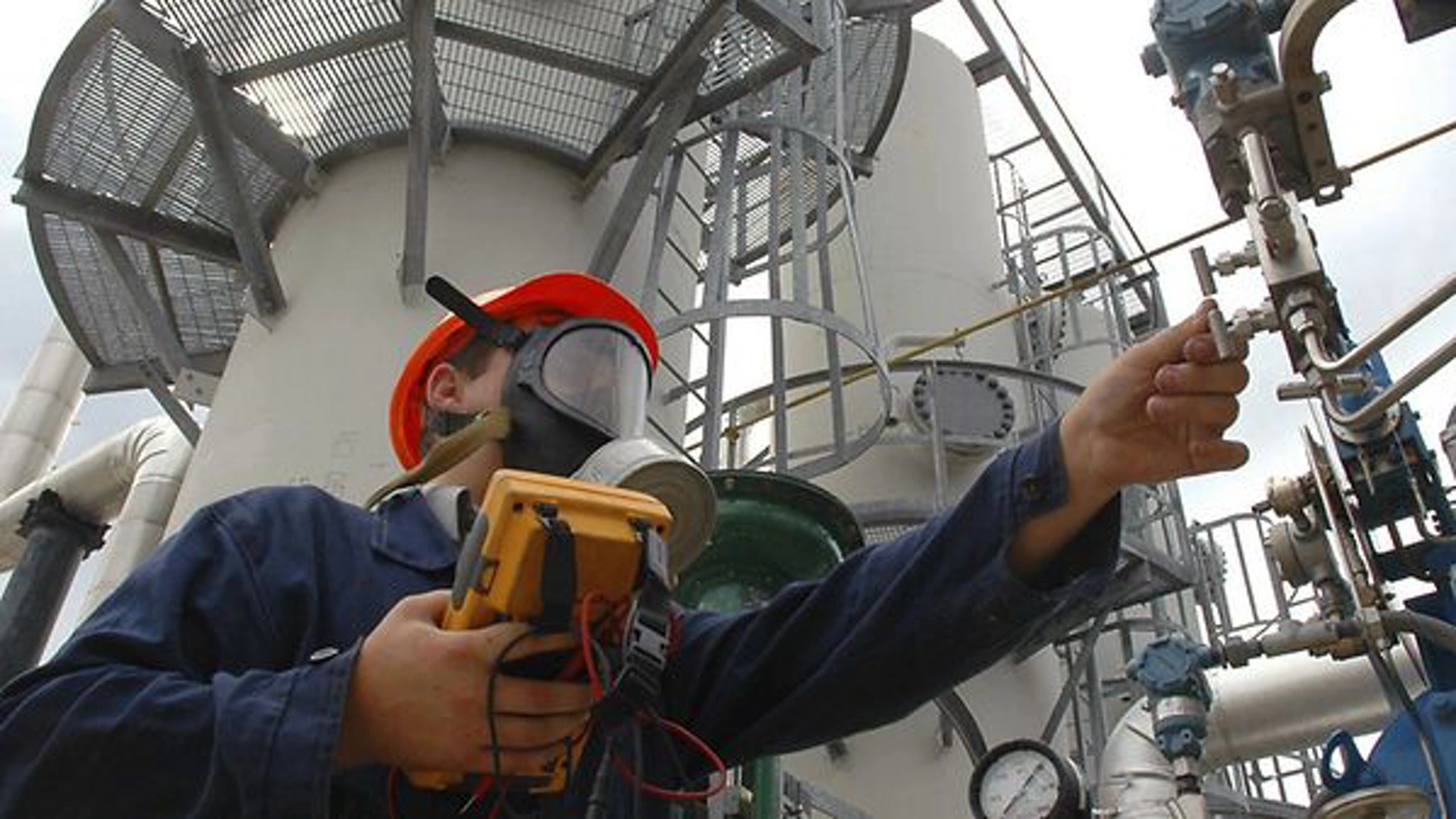 Pump Cavitation Monitoring for Refining, Chemical, and Wastewater Processes