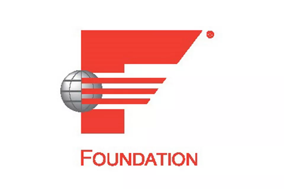 AMS デバイスマネージャ を FOUNDATION フィールドネットワークに接続