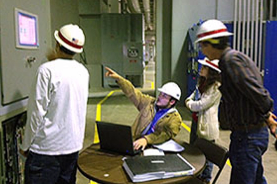 経験豊富なフィールドサービス