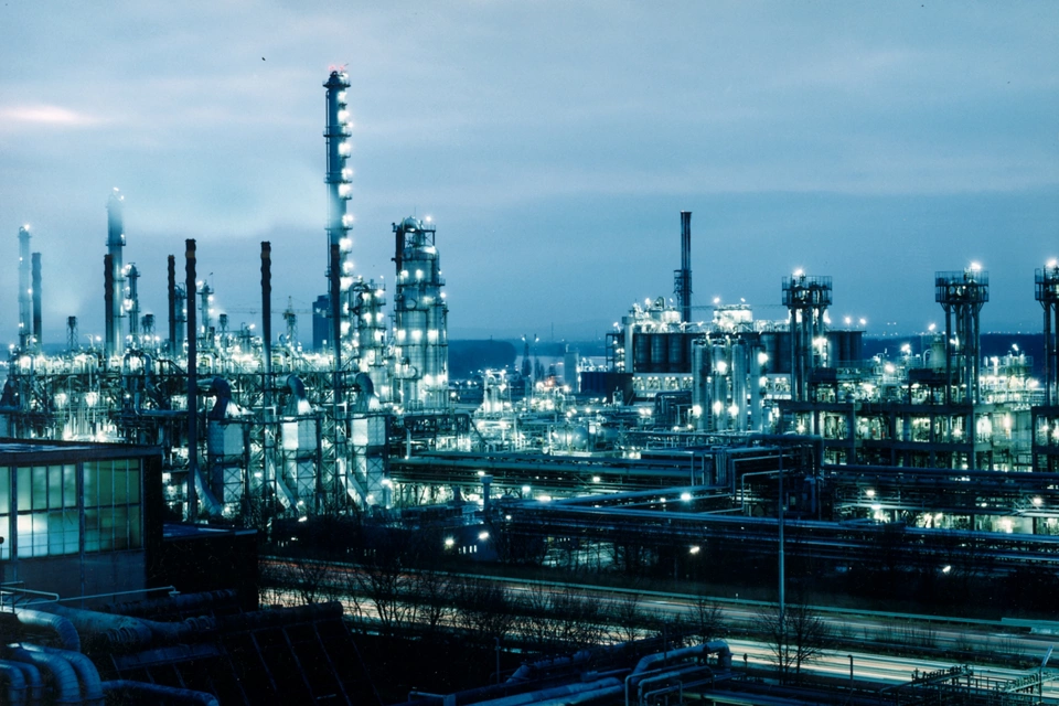 LyondellBasell、AI とクラウドテクノロジーで業務を最新化