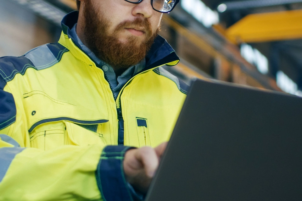 システム検証と運用準備によりプロセスのパフォーマンスを向上