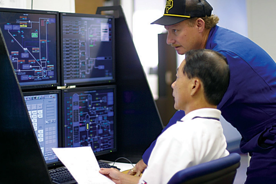 ツインによるより効率的な作業員へのトレーニング