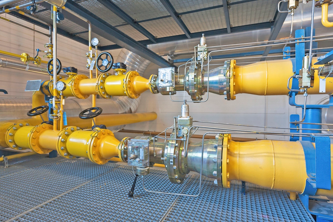 Ensure safe and reliable process control through pressure regulator technologies that meet industry standards and drive operational excellence.
