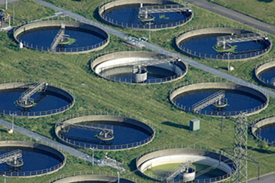 電力および水力