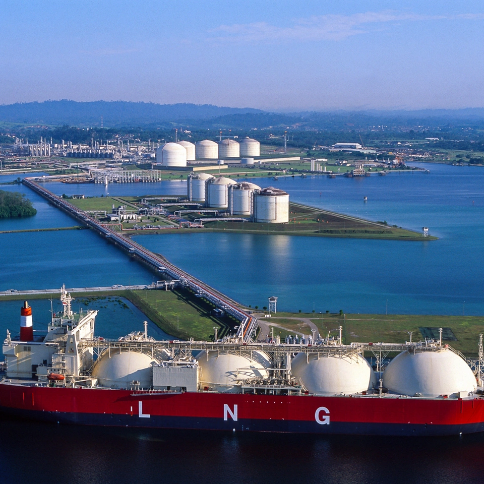 極低温用バルブ